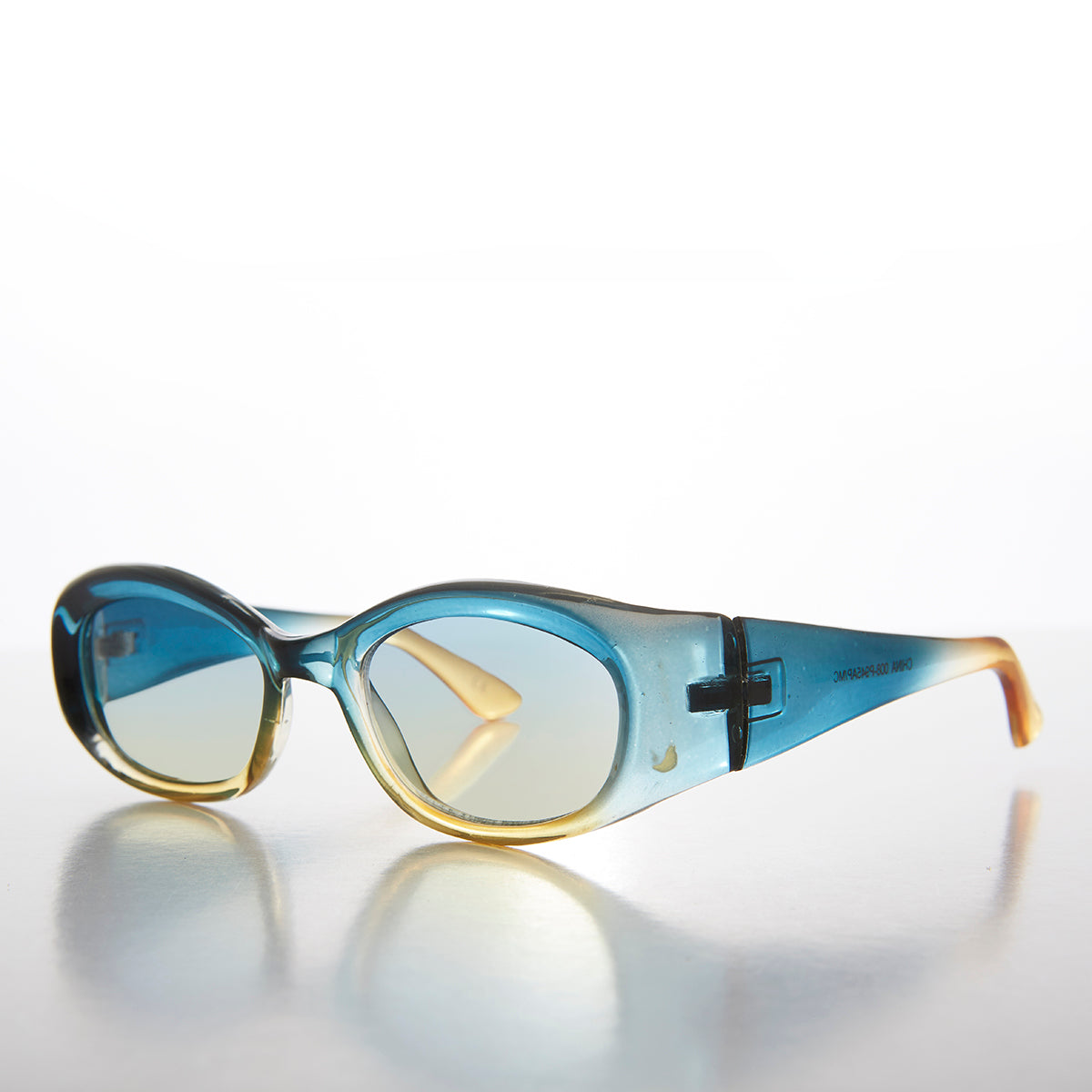Color Lens Sleek Cat Eye Vintage Sunglasses - Flavia